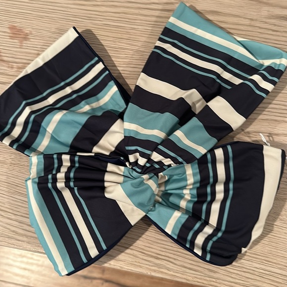 Juan Dios Iris Stripe Off Shoulder Bikini Top - Picture 2 of 8